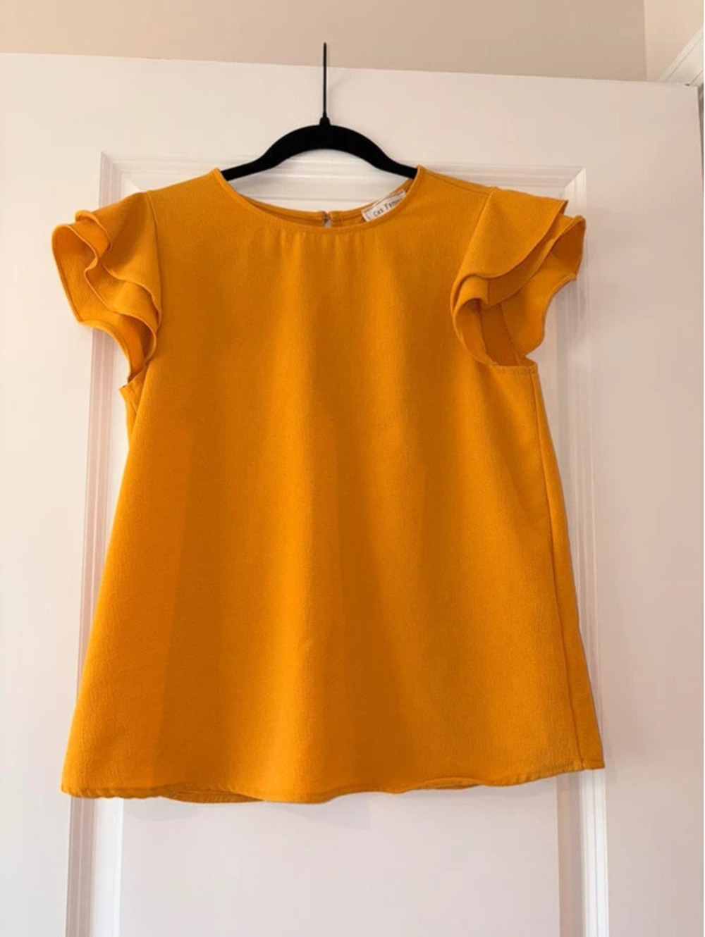 Ces Femme Mustard Yellow Ruffle Sleeve Blouse Women’s Small